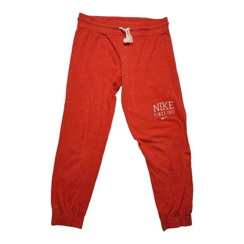 Nike Womens Elastic Waist Cropped Pants size Medium Red